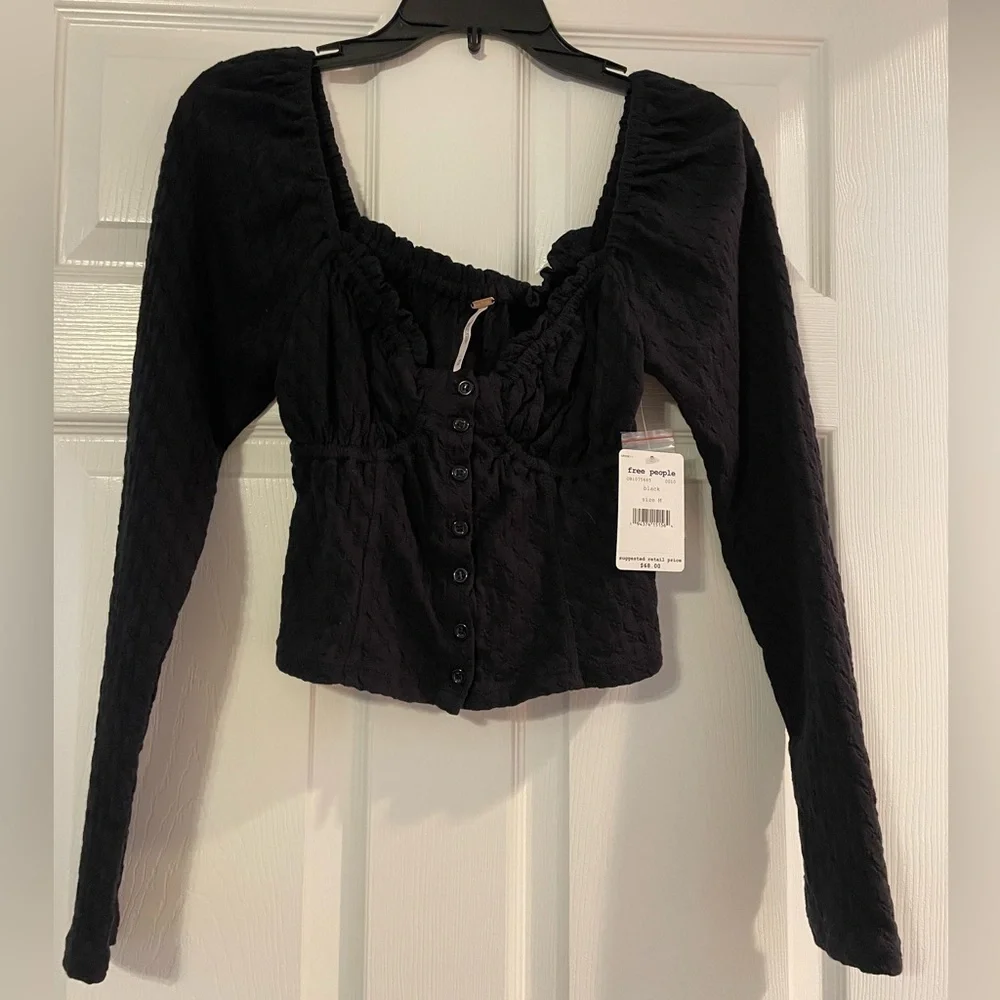 Free people long sleeve crop top women’s size M